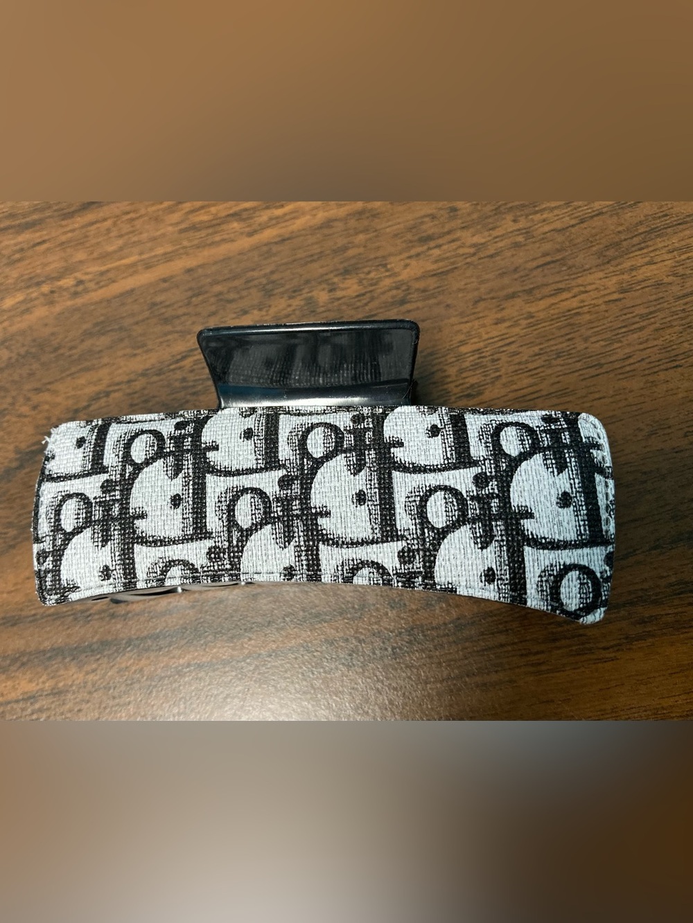 Black & White Ladies Hair Clip